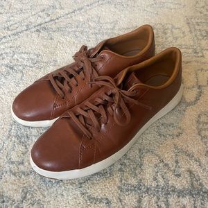 - Men's GrandPrø Tennis Sneakers